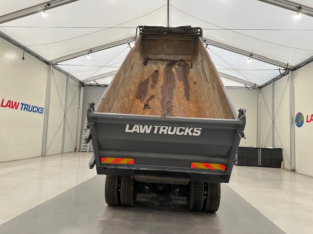 Scania P400 8×4 Rest Cab Steel Tipper