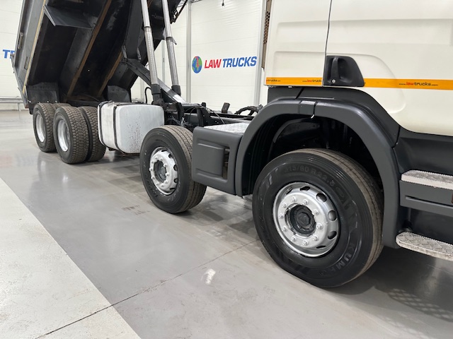 Scania P400 8×4 Rest Cab Steel Tipper