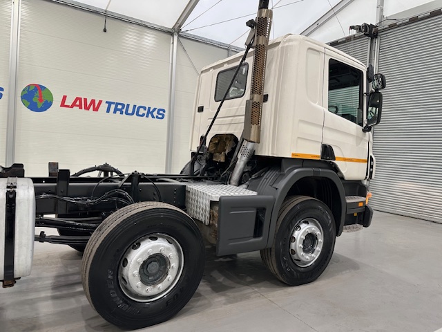 Scania P400 8×4 Rest Cab Steel Tipper