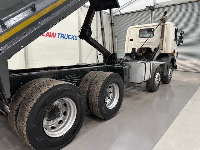 Scania P400 8×4 Rest Cab Steel Tipper