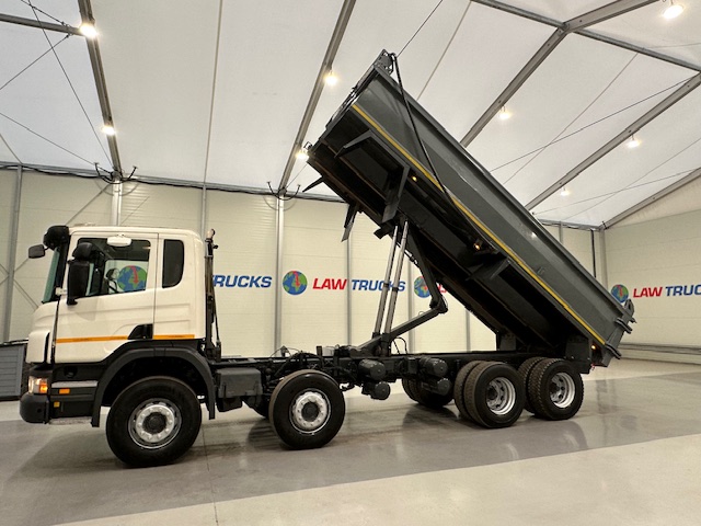 Scania P400 8×4 Rest Cab Steel Tipper