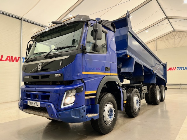 Volvo FM 410 8×4 Day Cab Steel Tipper