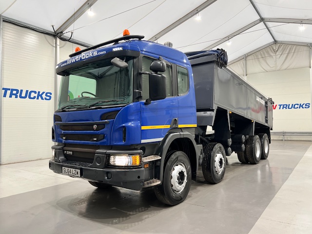 Scania P370 8×4 Sleeper Cab Tipper Manual