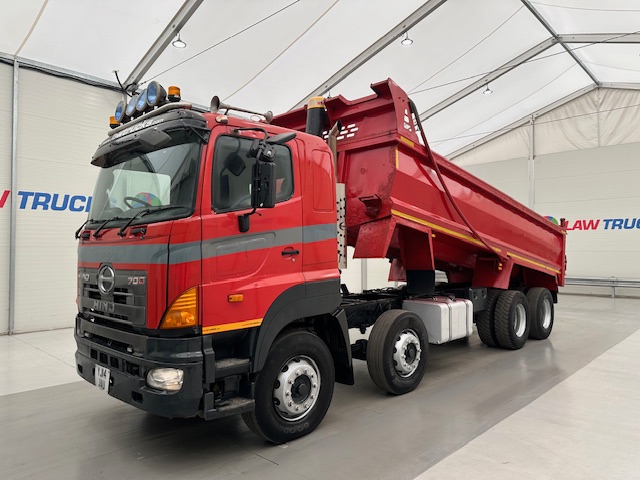 Hino 3241 700 8×4 Sleeper Cab Steel Tipper