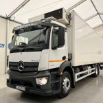 Mercedes Actros 2532 6×2 Rear Lift Day Cab Fridge Box - thumbnail