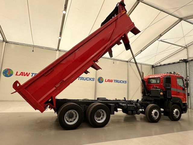 Hino 3241 700 8×4 Sleeper Cab Steel Tipper