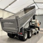 Volvo FMX 420 8×4 Day Cab Steel Tipper - thumbnail