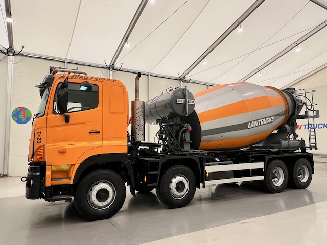 Hino 700 3241 8×4 Cement Mixer