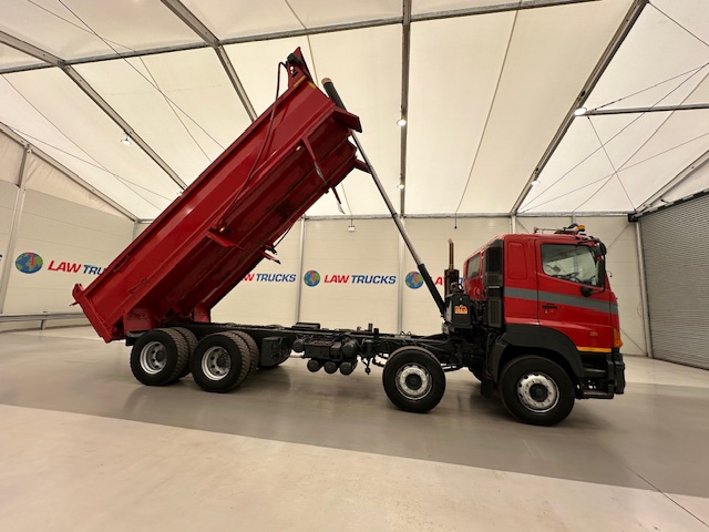 Hino 3241 700 8×4 Sleeper Cab Steel Tipper