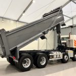 Volvo FMX 420 8×4 Day Cab Steel Tipper - thumbnail