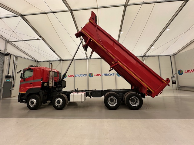 Hino 3241 700 8×4 Sleeper Cab Steel Tipper