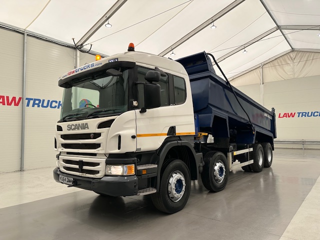Scania P370 8×4 Sleeper Cab Tipper Manual