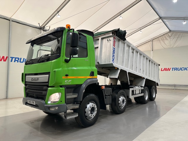 DAF CF 370 8×4 Day Cab Tipper Manual
