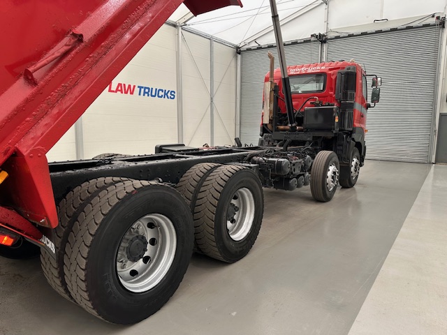 Hino 3241 700 8×4 Sleeper Cab Steel Tipper