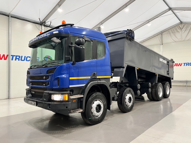 Scania P370 8×4 Sleeper Cab Tipper Manual