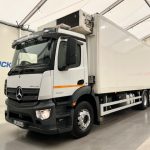 Mercedes Actros 2532 6×2 Rear Lift Day Cab Fridge Box - thumbnail