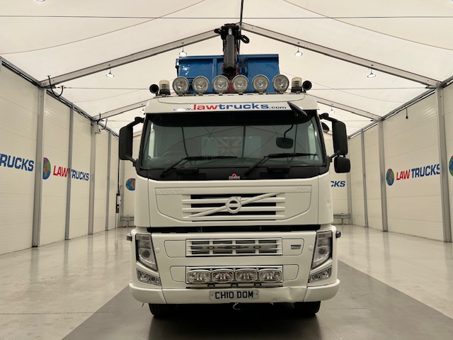 Volvo FM 460 8×4 Steel Tipper Grab