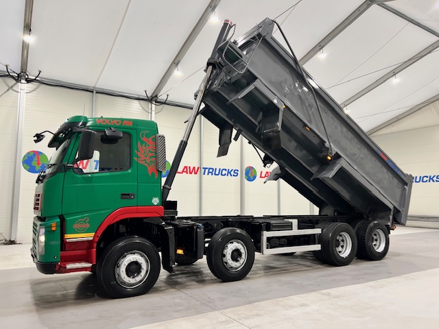 Volvo FM 400 8×4 Day Cab Tipper