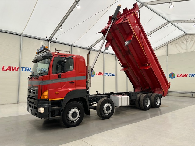 Hino 3241 700 8×4 Sleeper Cab Steel Tipper