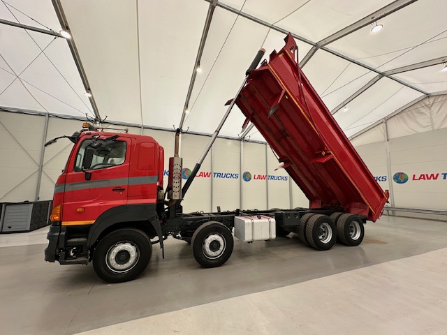 Hino 3241 700 8×4 Sleeper Cab Steel Tipper