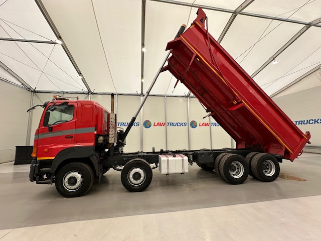 Hino 3241 700 8×4 Sleeper Cab Steel Tipper