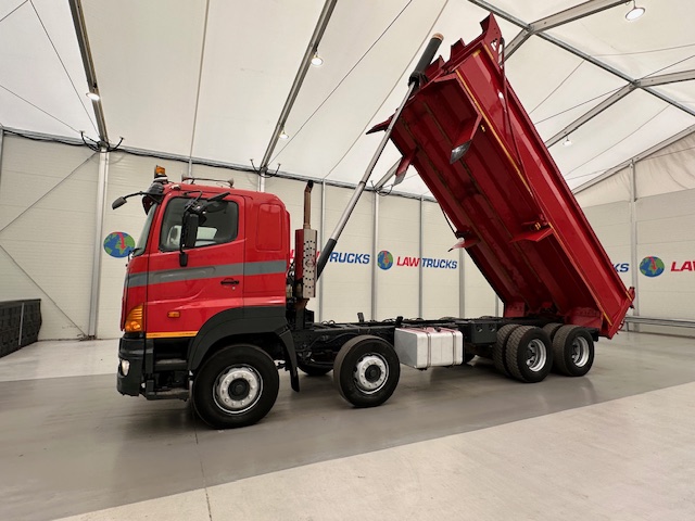 Hino 3241 700 8×4 Sleeper Cab Steel Tipper