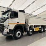 Volvo FM 410 8×4 Sleeper Cab Tar Spec Tipper - thumbnail