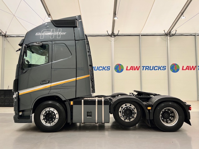 Volvo FH 500 6×2 Midlift Tractor Unit