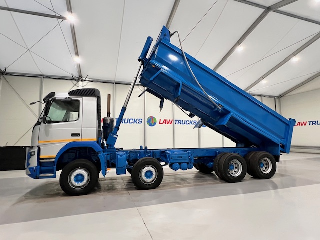 Volvo FMX 410 8×4 Day Cab Steel Tipper