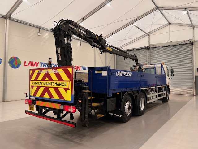 DAF CF75 310 Day Cab Dropside Brick Grab