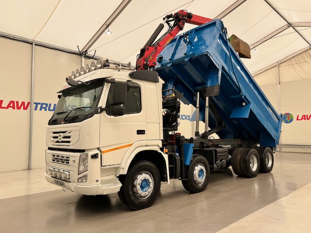 Volvo FM 460 8×4 Steel Tipper Grab
