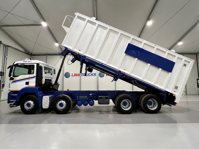 MAN  TGS 32.360 8×4 Day Cab Bulk Tipper