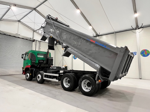 Volvo FM 400 8×4 Day Cab Tipper