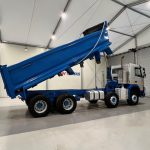 Volvo FMX 410 8×4 Day Cab Steel Tipper - thumbnail