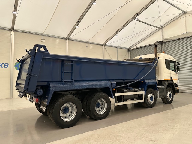 Scania P370 8×4 Sleeper Cab Tipper Manual