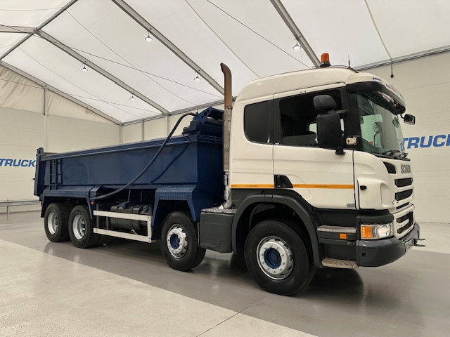 Scania P370 8×4 Sleeper Cab Tipper Manual