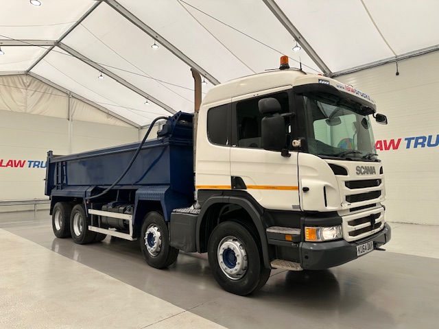 Scania P370 8×4 Sleeper Cab Tipper Manual