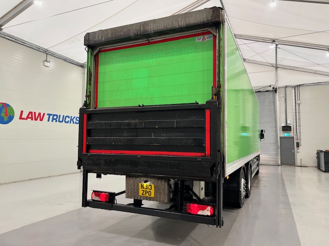 Scania P280 6×2 Rear Lift Day Cab Fridge Box