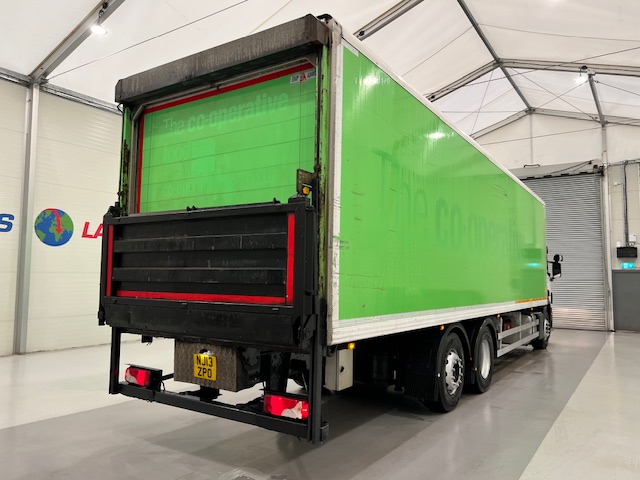 Scania P280 6×2 Rear Lift Day Cab Fridge Box