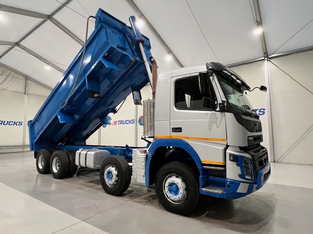 Volvo FMX 410 8×4 Day Cab Steel Tipper