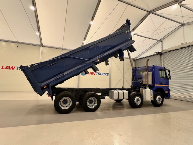 Volvo FM 410 8×4 Day Cab Steel Tipper