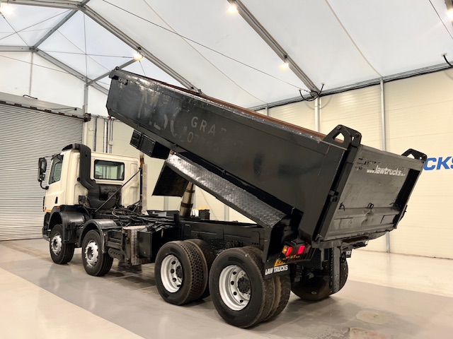 DAF CF85 360 8×4 Day Cab Steel Tipper