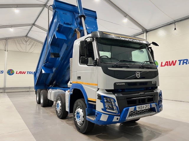Volvo FMX 410 8×4 Day Cab Steel Tipper