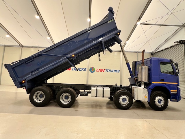Volvo FM 410 8×4 Day Cab Steel Tipper