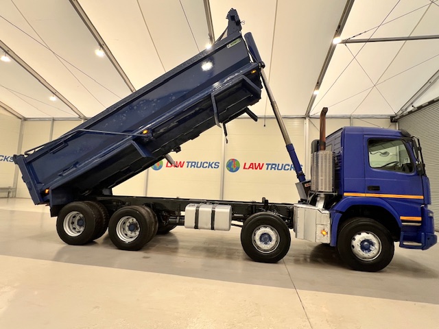 Volvo FM 410 8×4 Day Cab Steel Tipper