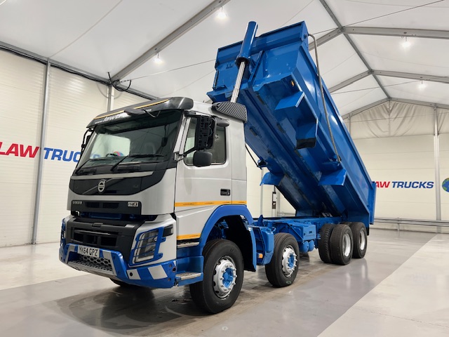 Volvo FMX 410 8×4 Day Cab Steel Tipper