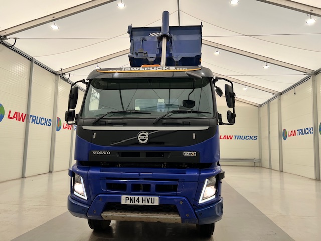 Volvo FM 410 8×4 Day Cab Steel Tipper