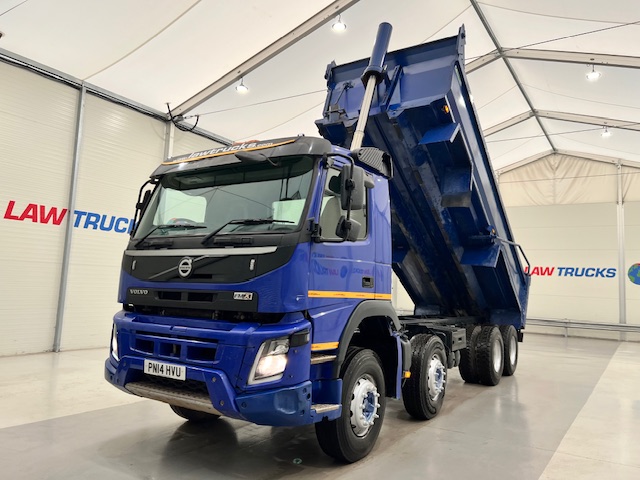Volvo FM 410 8×4 Day Cab Steel Tipper