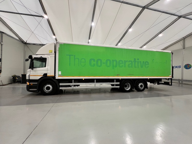Scania P280 6×2 Rear Lift Day Cab Fridge Box