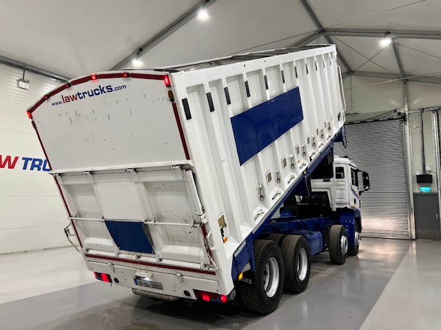 MAN  TGS 32.360 8×4 Day Cab Bulk Tipper